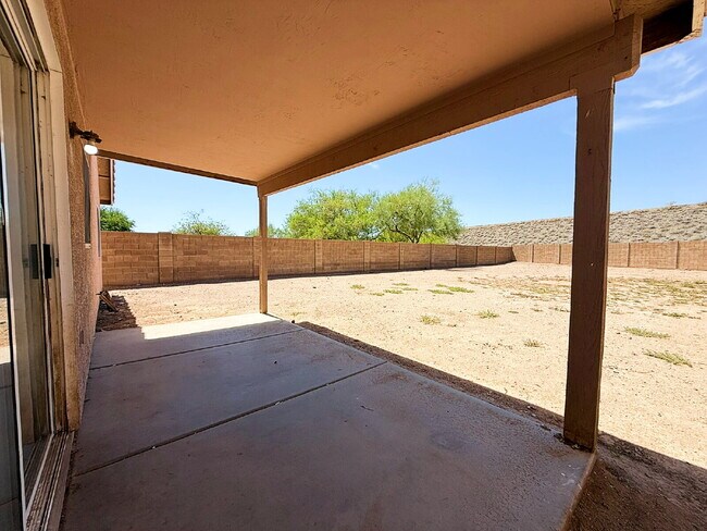 Building Photo - Charming 3-Bed, 2-Bath Home with Oversized...