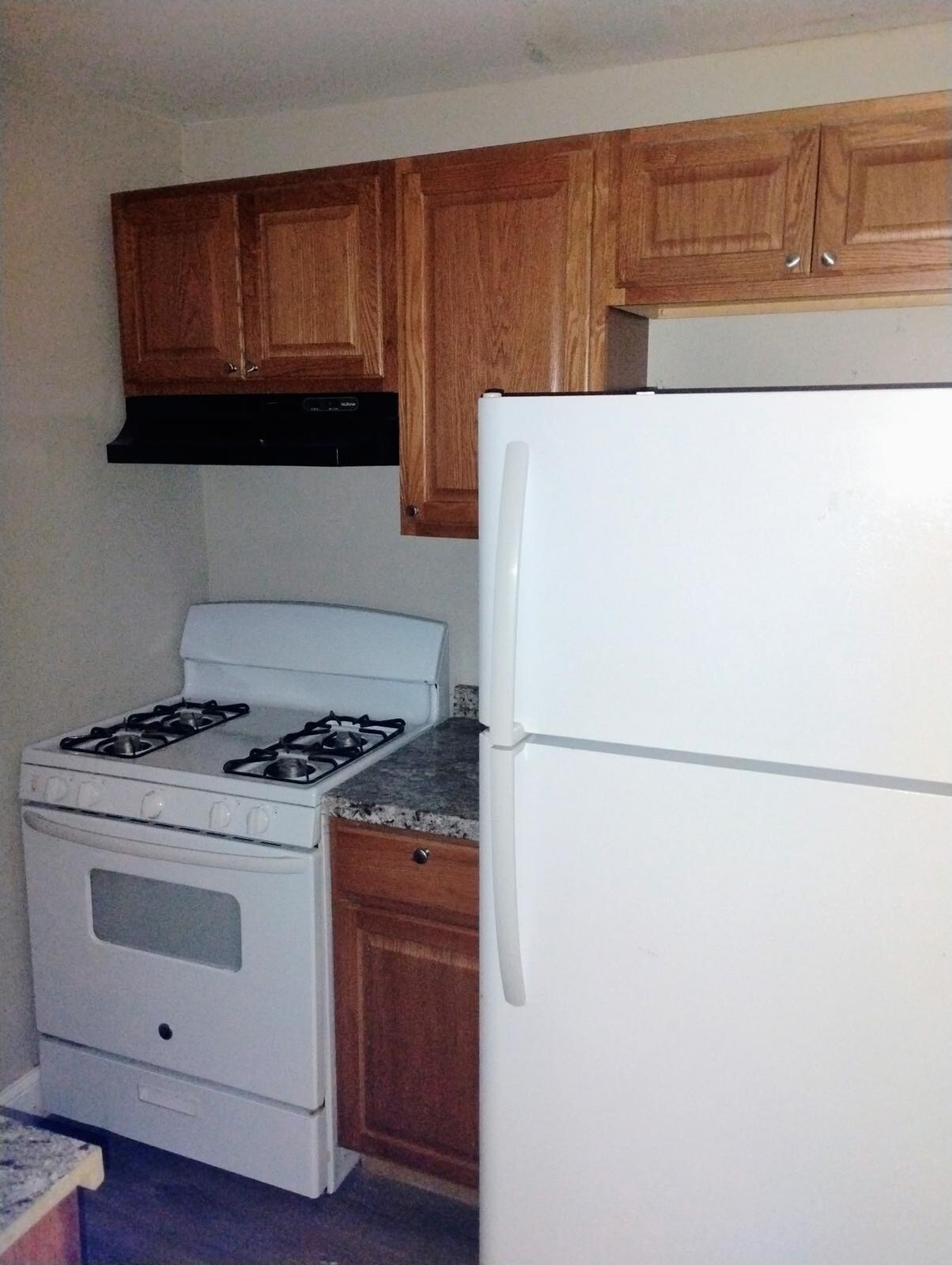 Building Photo - 2302 Whittier Ave