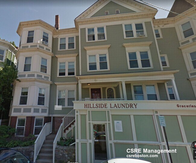 Building Photo - 77 Hillside St