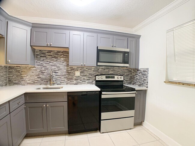 Building Photo - 8370 Sands Point Blvd