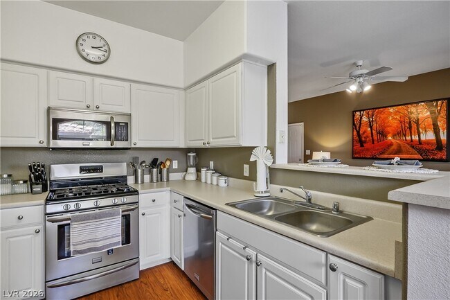 Building Photo - 9000 S Las Vegas Blvd