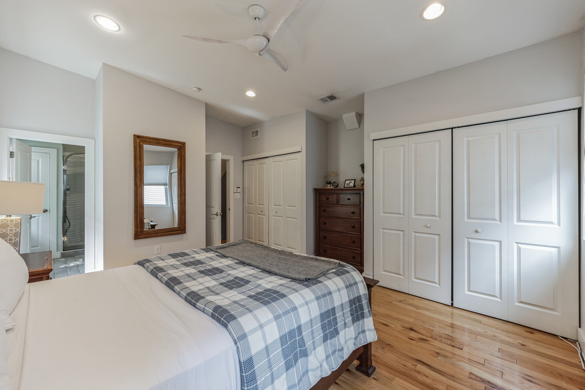 Main Bedroom - 1921 Reed St