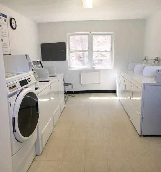 laundry room - 321 -323 Shore Dr