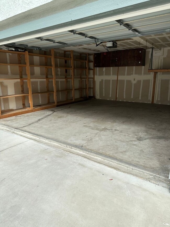 Building Photo - Pismo Beach Condo with Garage