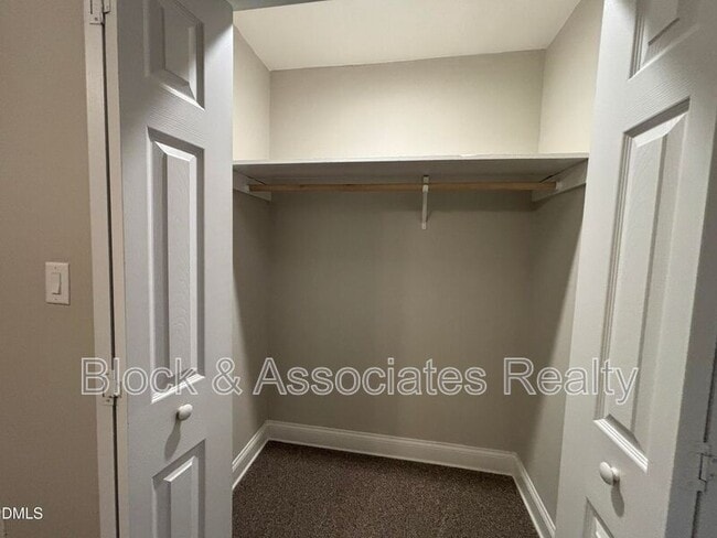 Building Photo - 501 Merrie Rd