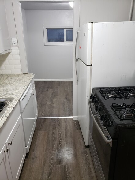 Kitchen - 121 west 8th Street