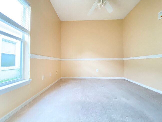 Building Photo - Beautiful Lake View Home in Waterside Estate!