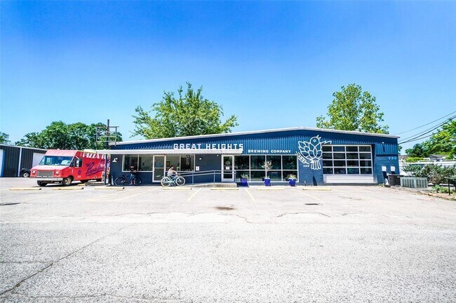 Building Photo - 4511 Apollo St