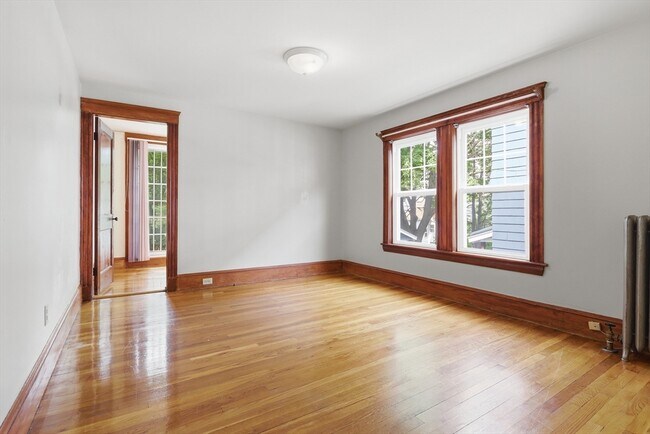 Building Photo - 131 Highland Ave