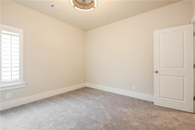 Building Photo - 244 Aspen Valley Ln