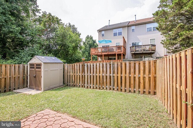 Building Photo - 8624 Venoy Ct
