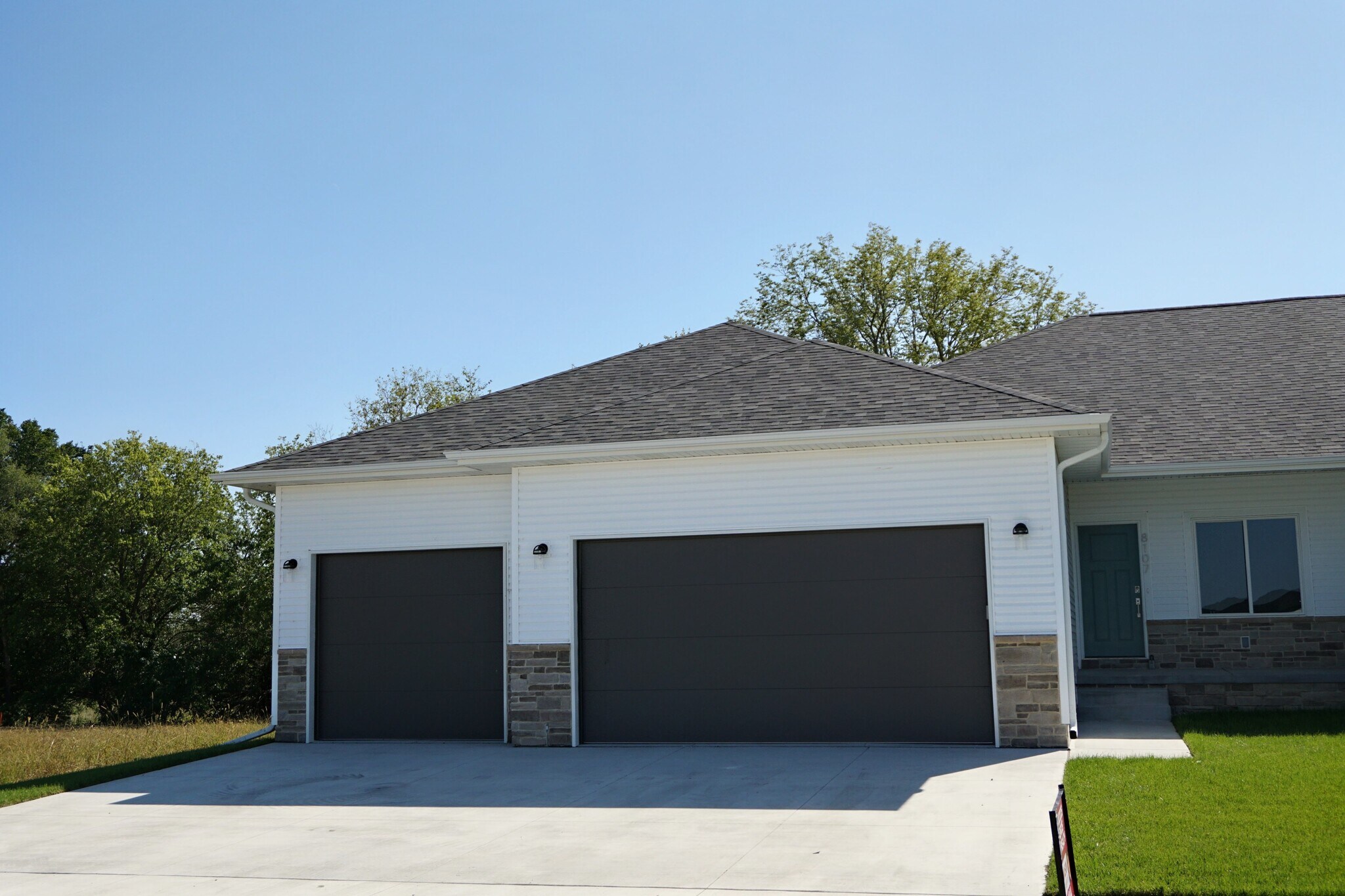 Building Photo - 8107 Kallum Dr