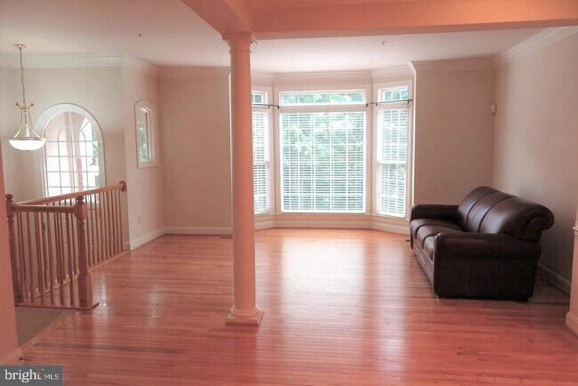 Building Photo - 10549 Tuckerman Heights Cir