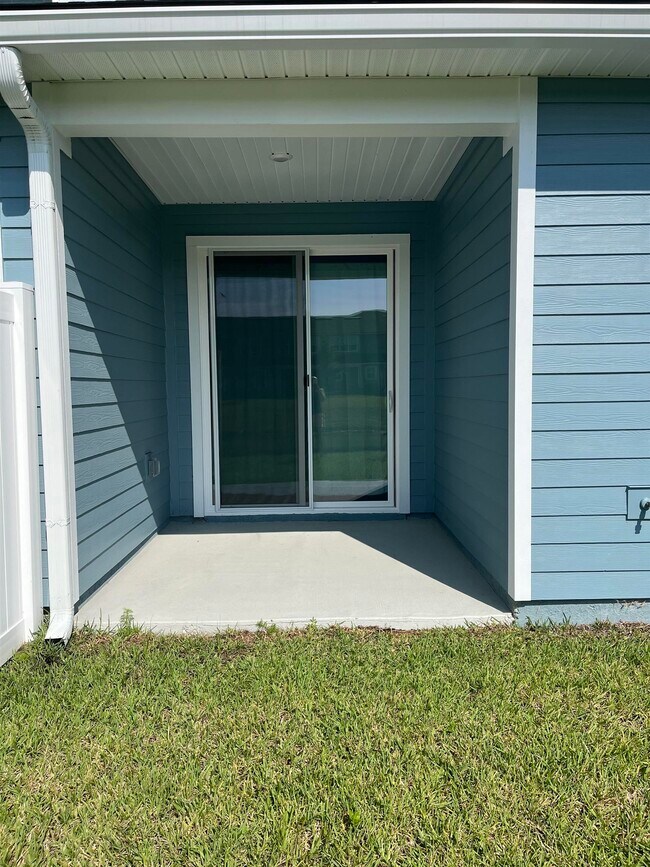 Building Photo - 207 Silver Myrtle Ct