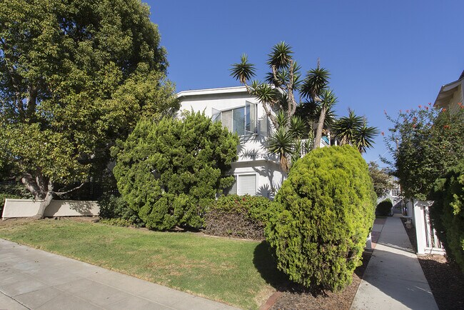 Primary Photo - La Jolla / Village Area: One Bedroom in th...