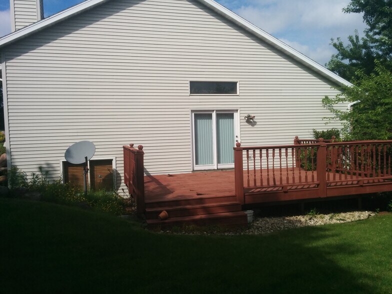 Building Photo - 18 Fleischman Cir