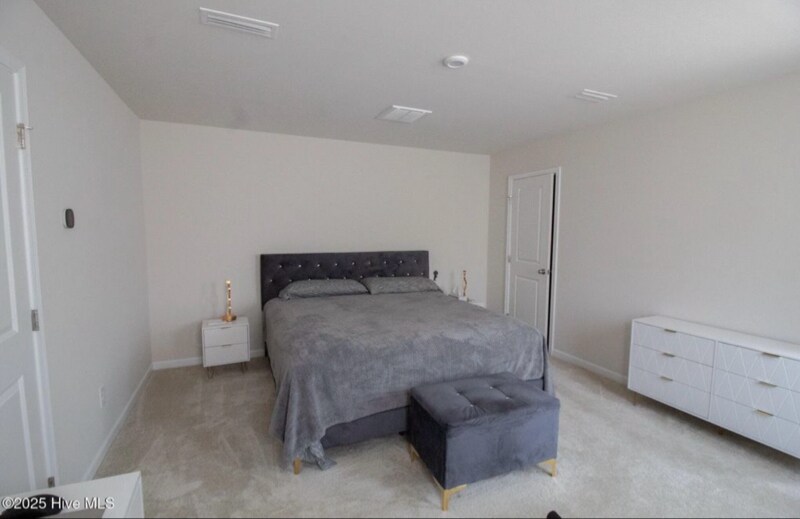 Building Photo - 8950 Shallow Crk Trl