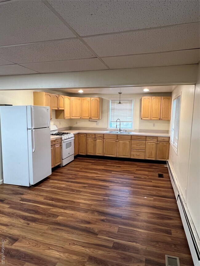 Building Photo - 804 Berkshire Rd