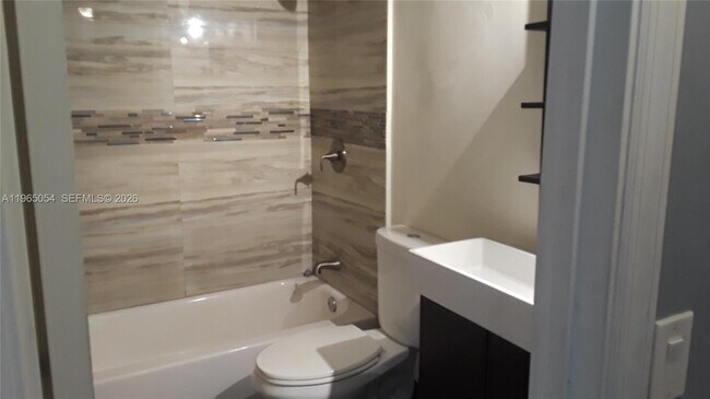 Building Photo - 11101 Royal Palm Blvd