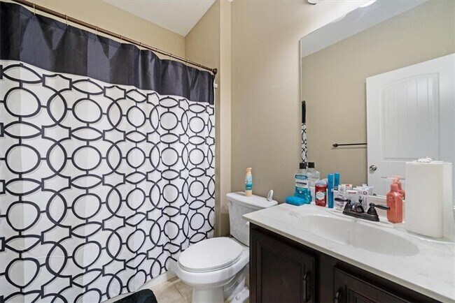 Building Photo - 3355 Palmer Lake Pointe