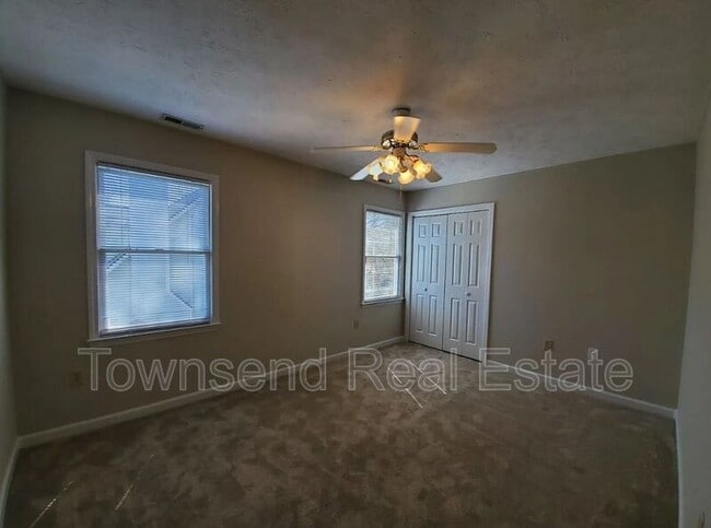 Building Photo - 2012 Fig Ct