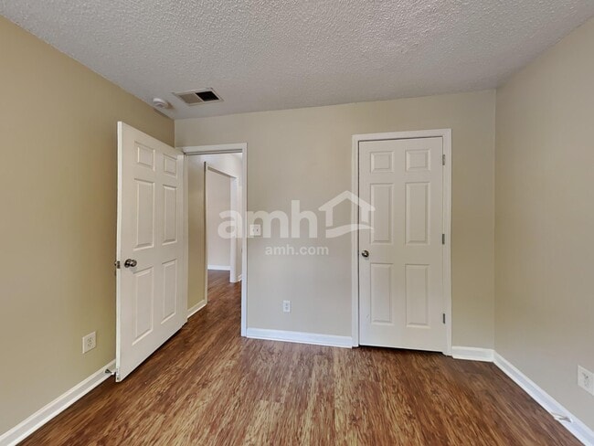 Building Photo - 3900 Village Main St