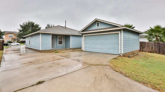 Building Photo - 14009 Briarcreek Loop