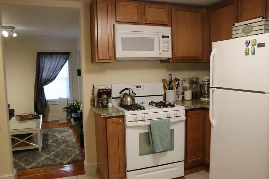 Kitchen - 26 Shillaber St