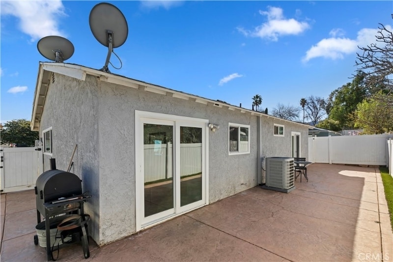 Building Photo - 1186 Willits Dr