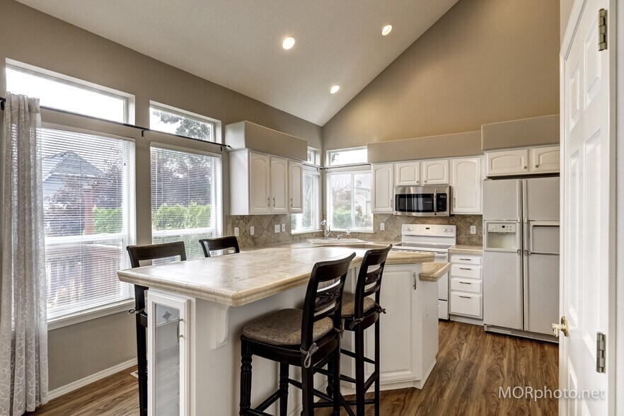 Building Photo - 12840 SW Harlequin Dr
