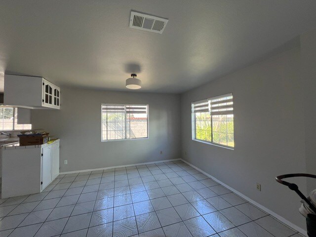 Building Photo - 8461 San Juan Ave