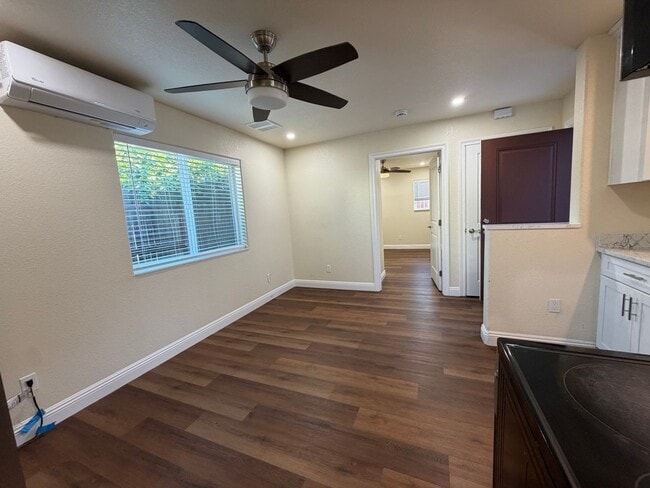 Building Photo - Cozy 2 bedroom Dual Master! Ready for move in! Rent today !