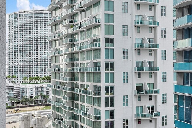 Building Photo - 55 SE 6th St