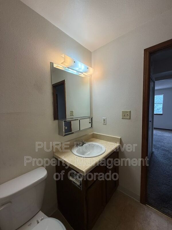 Building Photo - 1122 Yuma St