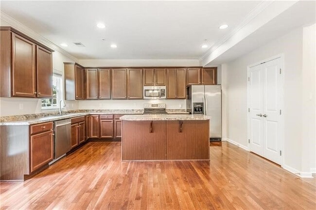 Building Photo - 248 Broadstone Dr