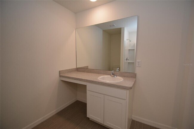 Building Photo - 157 Belleaire Dr