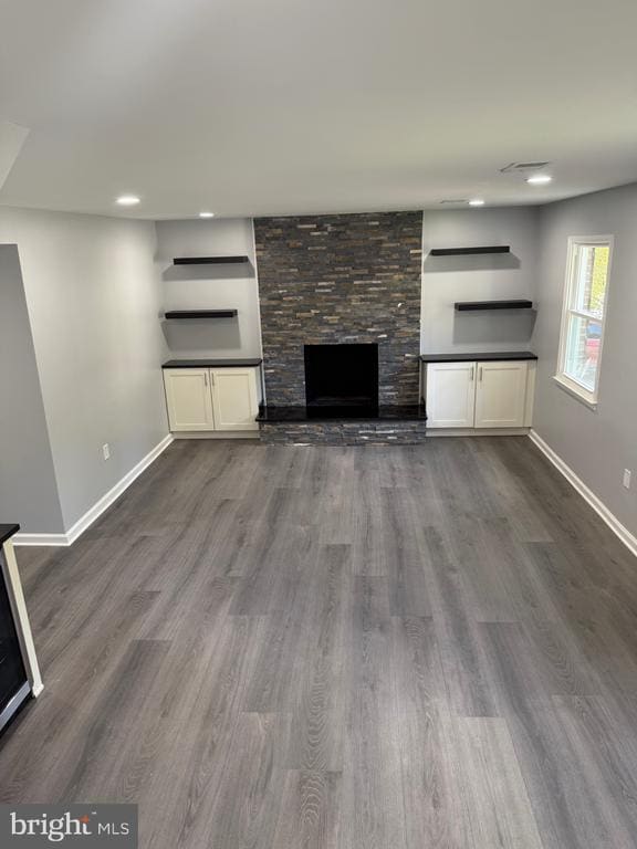 Building Photo - 7810 Newington Woods Dr