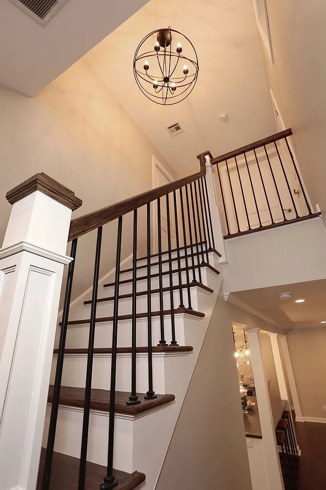 Building Photo - 28 Princeton Pl