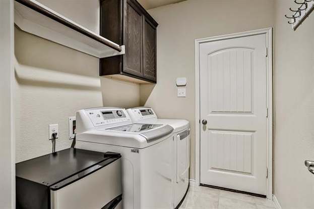 Building Photo - 10129 Leander Pl