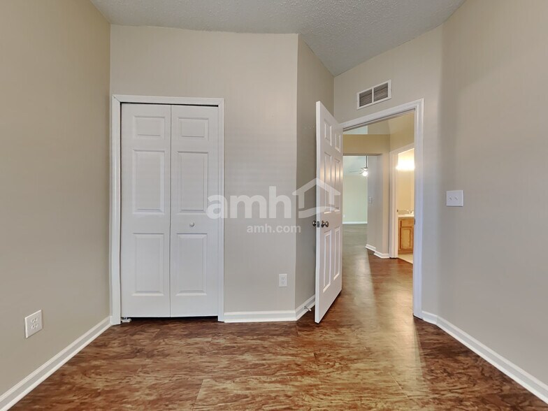 Building Photo - 10952 Sawtooth Oak Ct
