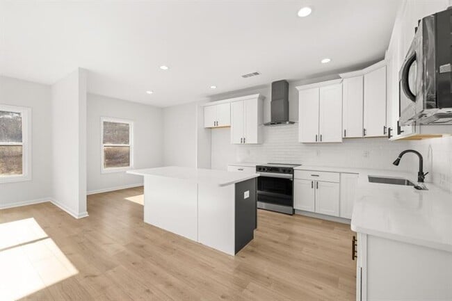 Building Photo - 4410 Ross Estates Ct SW