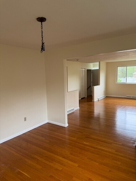 Building Photo - 12 Kippy Dr