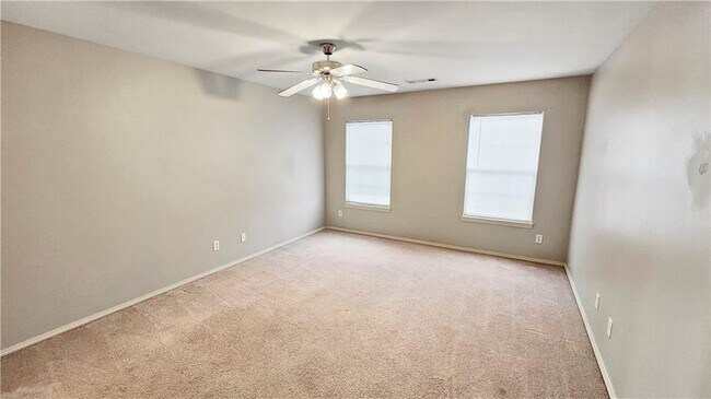 Building Photo - 4111 SW Shadowrock Pl