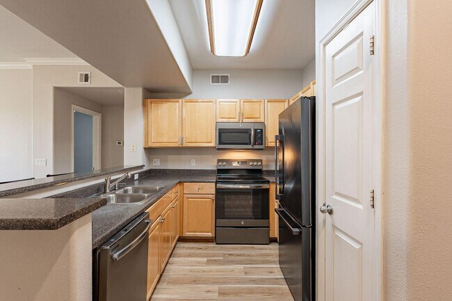 Building Photo - 19777 N 76th St