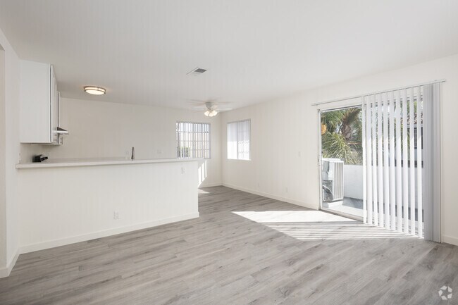 2BR, 2BA - 950SF - Living Room - 875 N. Olive St.