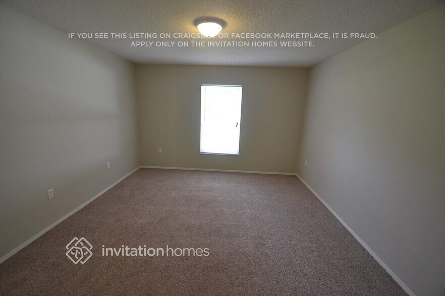 Building Photo - 5511 Starling Loop