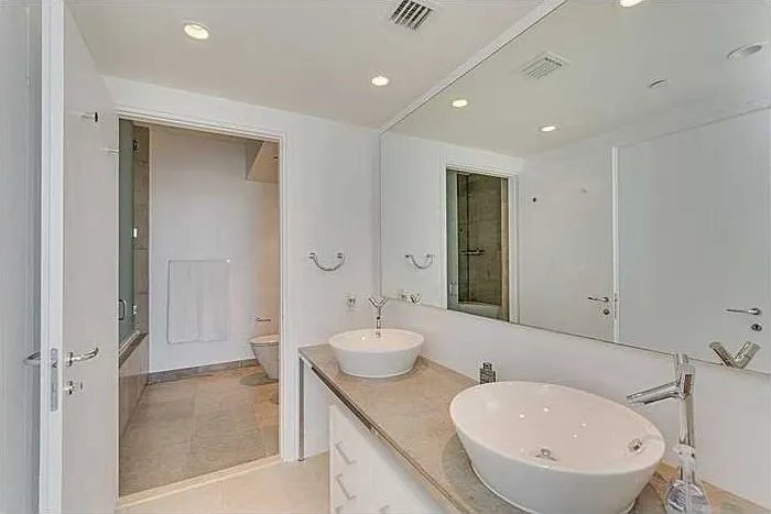 Building Photo - 450 Alton Rd