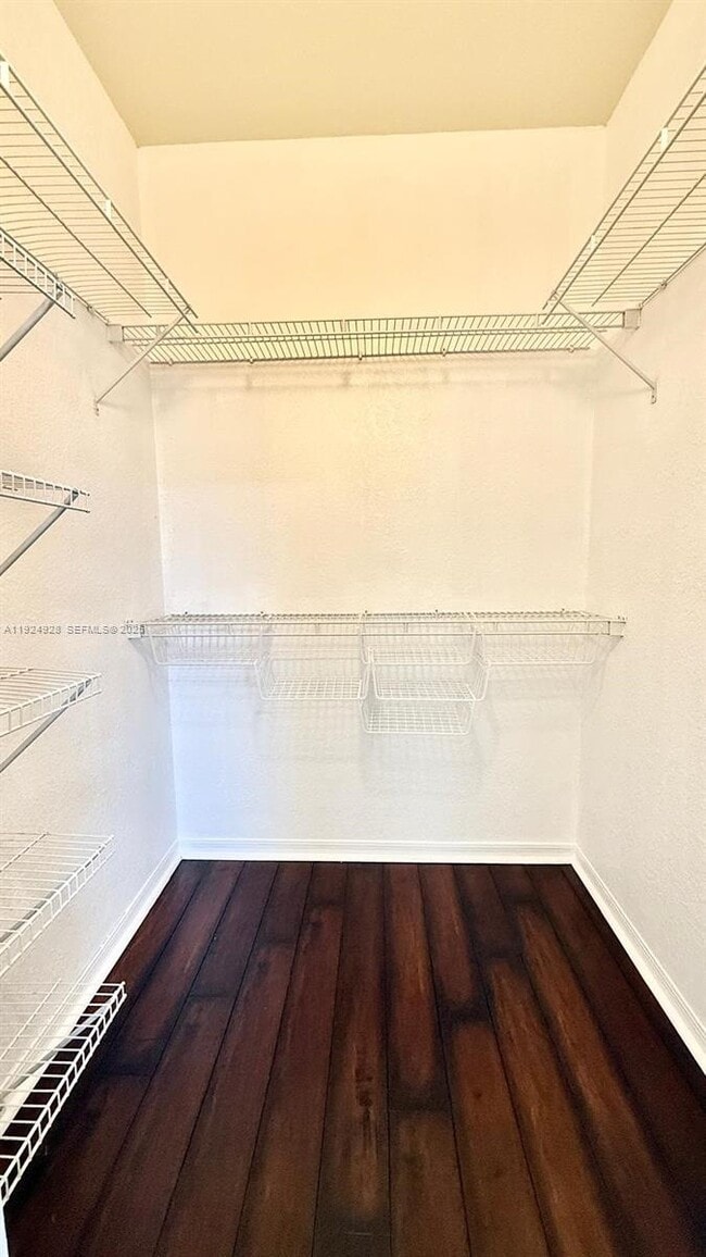 Building Photo - 11032 Legacy Dr