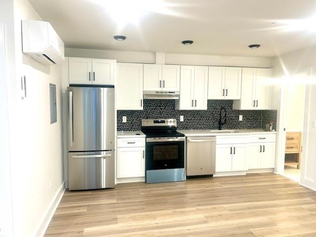Primary Photo - 490 Avenue C