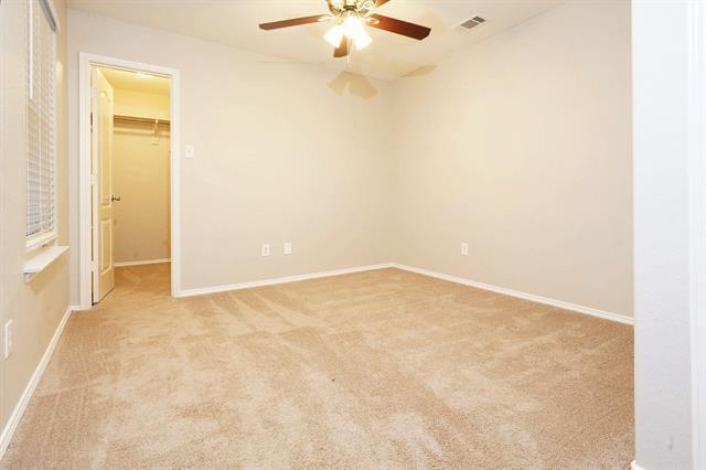 Building Photo - 1612 Cambridge Dr